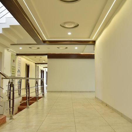 Hotel Savera Inn Morbi 외부 사진