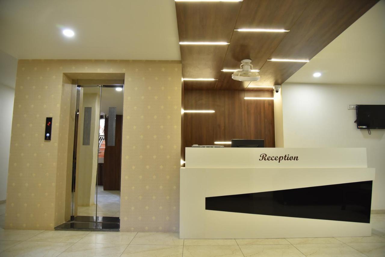 Hotel Savera Inn Morbi 외부 사진