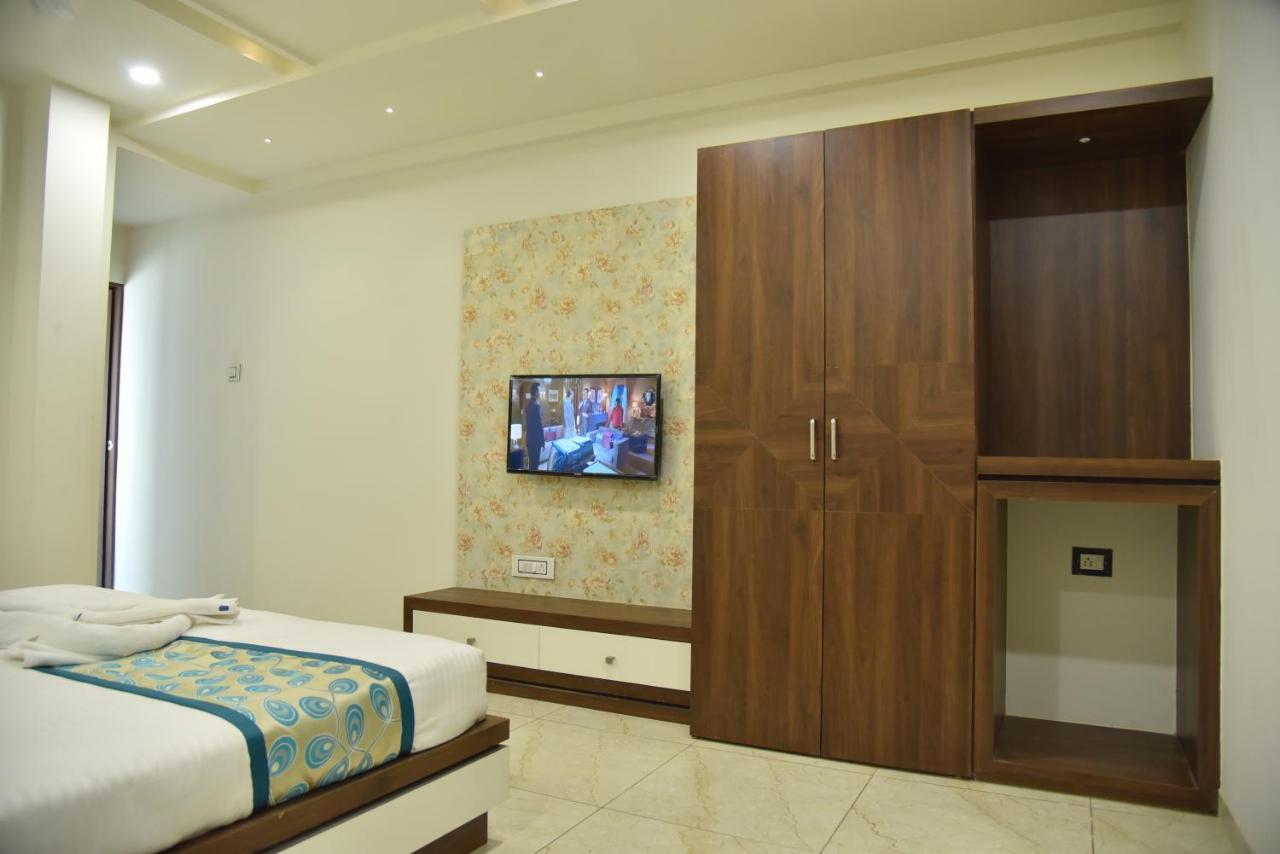Hotel Savera Inn Morbi 외부 사진